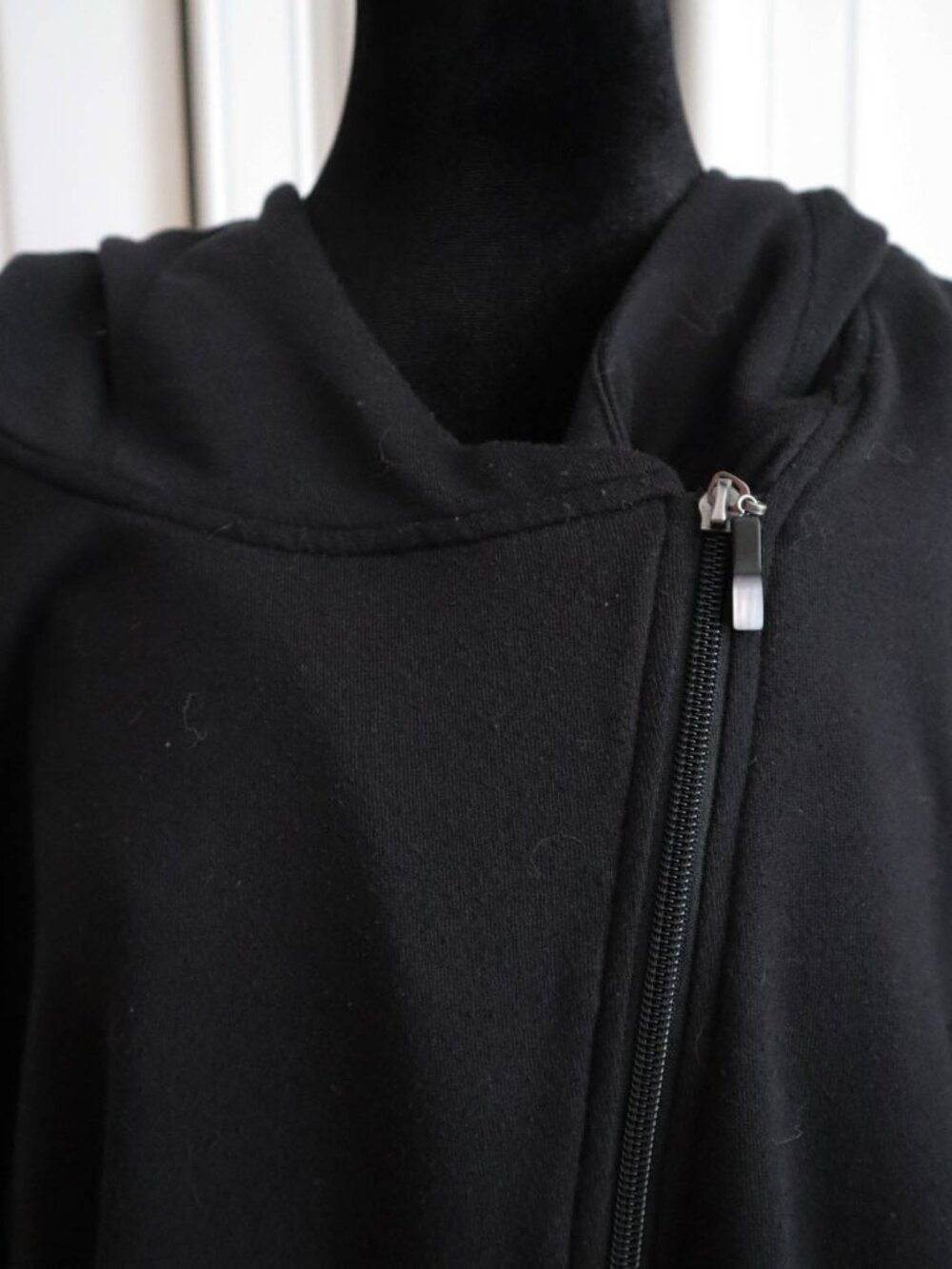 ModCloth Asymmetrical Zip Jersey Knit Hooded Jacket Sweatshirt Black Sz 4x - Picture 6 of 9